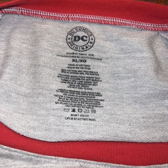 Wonder Woman Sweater Girls XL Gray Red Pullover Sweatshirt Kid Youth - Picture 6 of 7